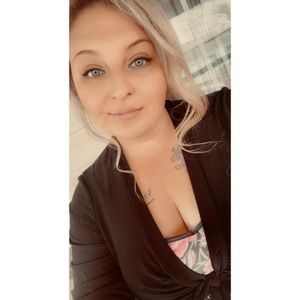 Meet your Posher, Brittney